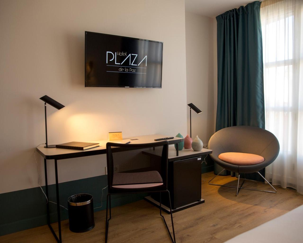 Hotel Plaza De La Paz Haro Extérieur photo